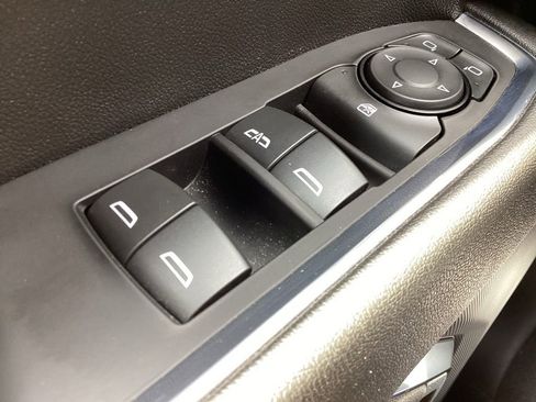 Used 2024 Chevrolet Silverado 1500 LT AWD/4WD image 22
