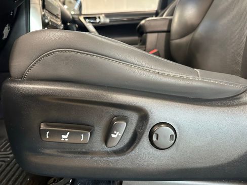 Used 2020 Lexus GX 460 Premium AWD/4WD image 13
