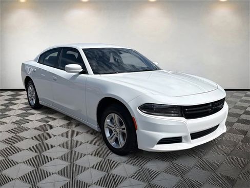 Used 2022 Dodge Charger SXT image 7