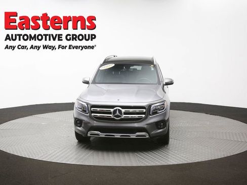 Used 2021 Mercedes-Benz GLB 250 4MATIC w/ Premium Package image 53