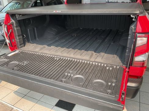 Used 2024 Nissan Titan PRO-4X w/ Pro-4x Utility Package image 21