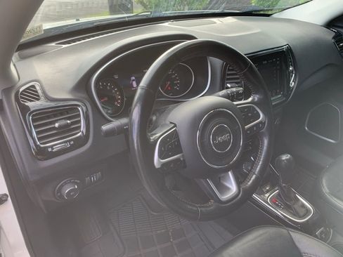 Used 2021 Jeep Compass Limited image 13