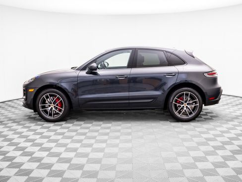 Certified 2023 Porsche Macan S AWD/4WD image 2