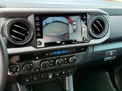 Used 2023 Toyota Tacoma TRD Pro AWD/4WD image 22