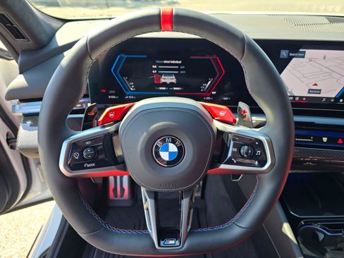 Used 2026 BMW M5 w/ Carbon Package AWD/4WD image 17
