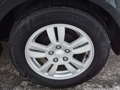 Used 2014 Chevrolet Sonic LT image 39