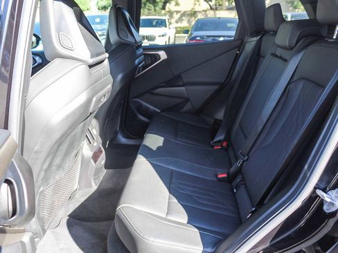 Used 2025 BMW X3 xDrive30i image 18