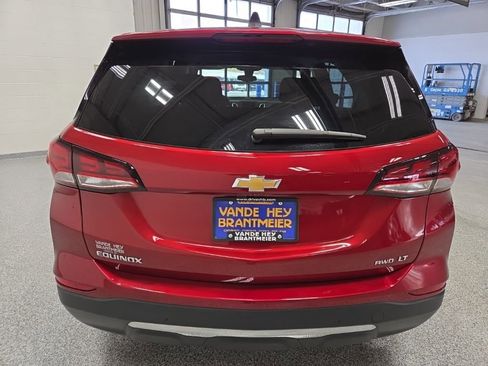 Used 2024 Chevrolet Equinox LT AWD/4WD image 6