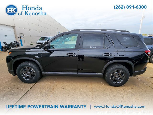 New 2026 Honda Pilot TrailSport image 8