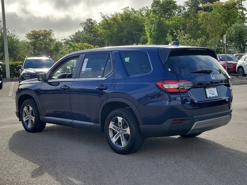 Used 2024 Honda Pilot EX-L image 4