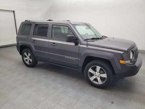 Used 2017 Jeep Patriot High Altitude AWD/4WD image 11