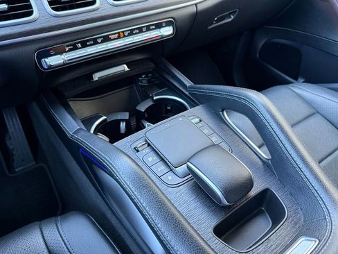 Used 2022 Mercedes-Benz GLE 350 w/ Premium Package image 23