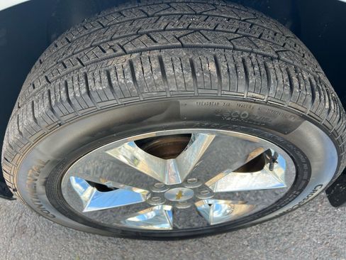 Used 2015 Chevrolet Equinox LT w/ Chrome Appearance Package FWD image 10