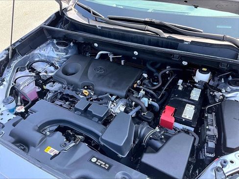 Used 2025 Toyota RAV4 XLE AWD/4WD image 35
