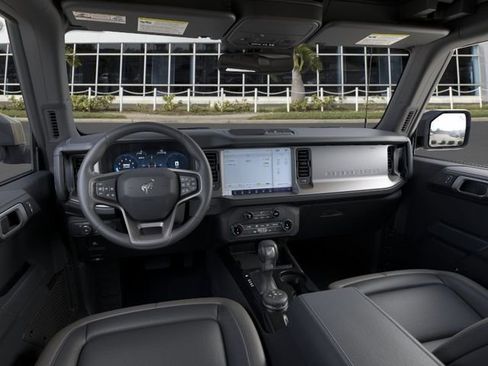 New 2026 Ford Bronco Outer Banks AWD/4WD image 9