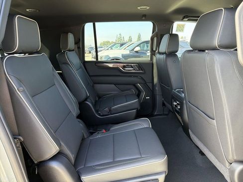 New 2026 GMC Yukon XL Elevation image 30