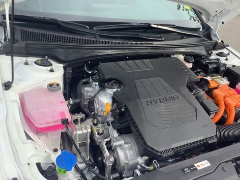 Certified 2025 Hyundai Elantra SEL w/ Cargo Package image 14