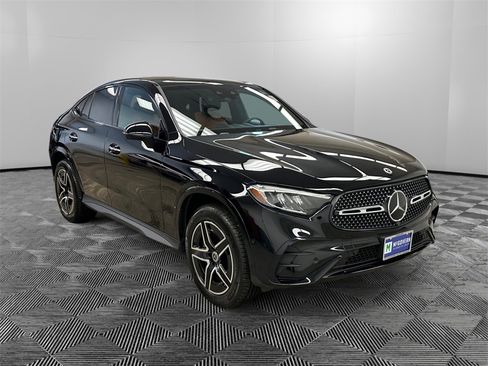 Used 2025 Mercedes-Benz GLC 300 GLC 300 Coupe image 7