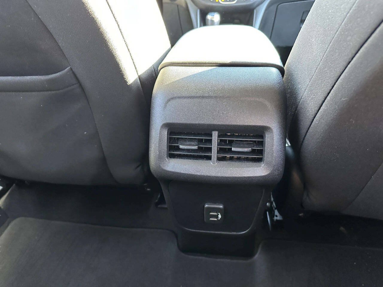 Used 2019 Chevrolet Equinox LT AWD/4WD image 17
