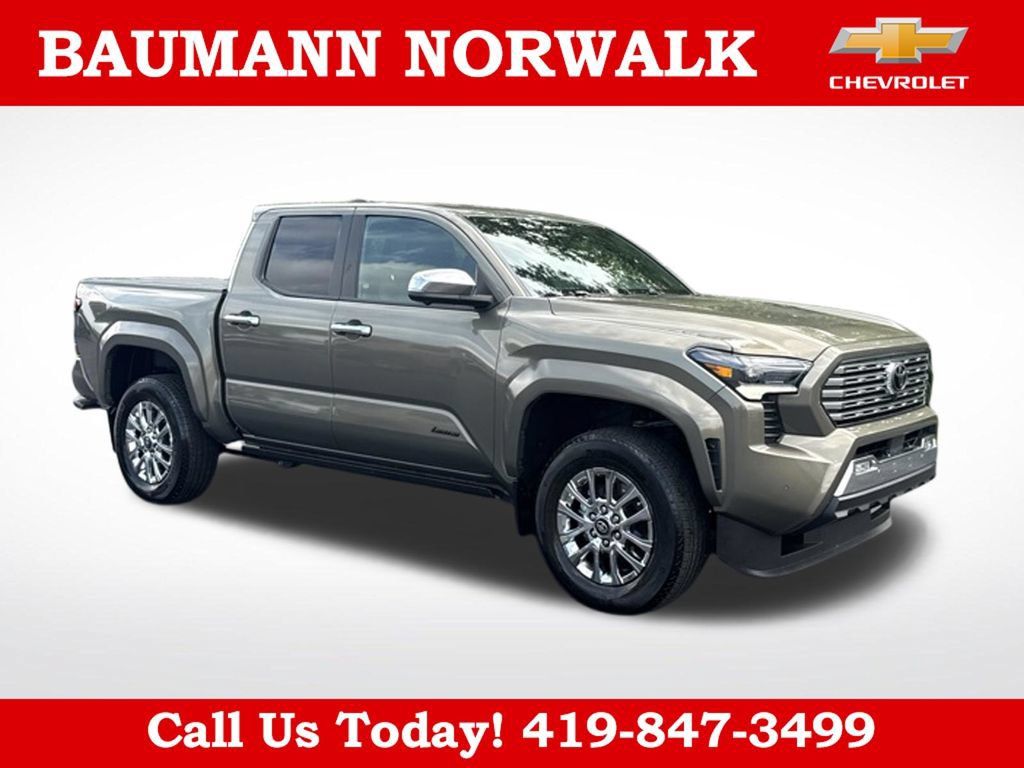 Used 2025 Toyota Tacoma Limited AWD/4WD 360° Tour