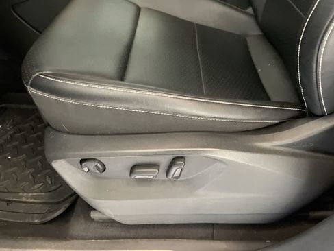 Used 2021 Volkswagen Atlas SE image 12