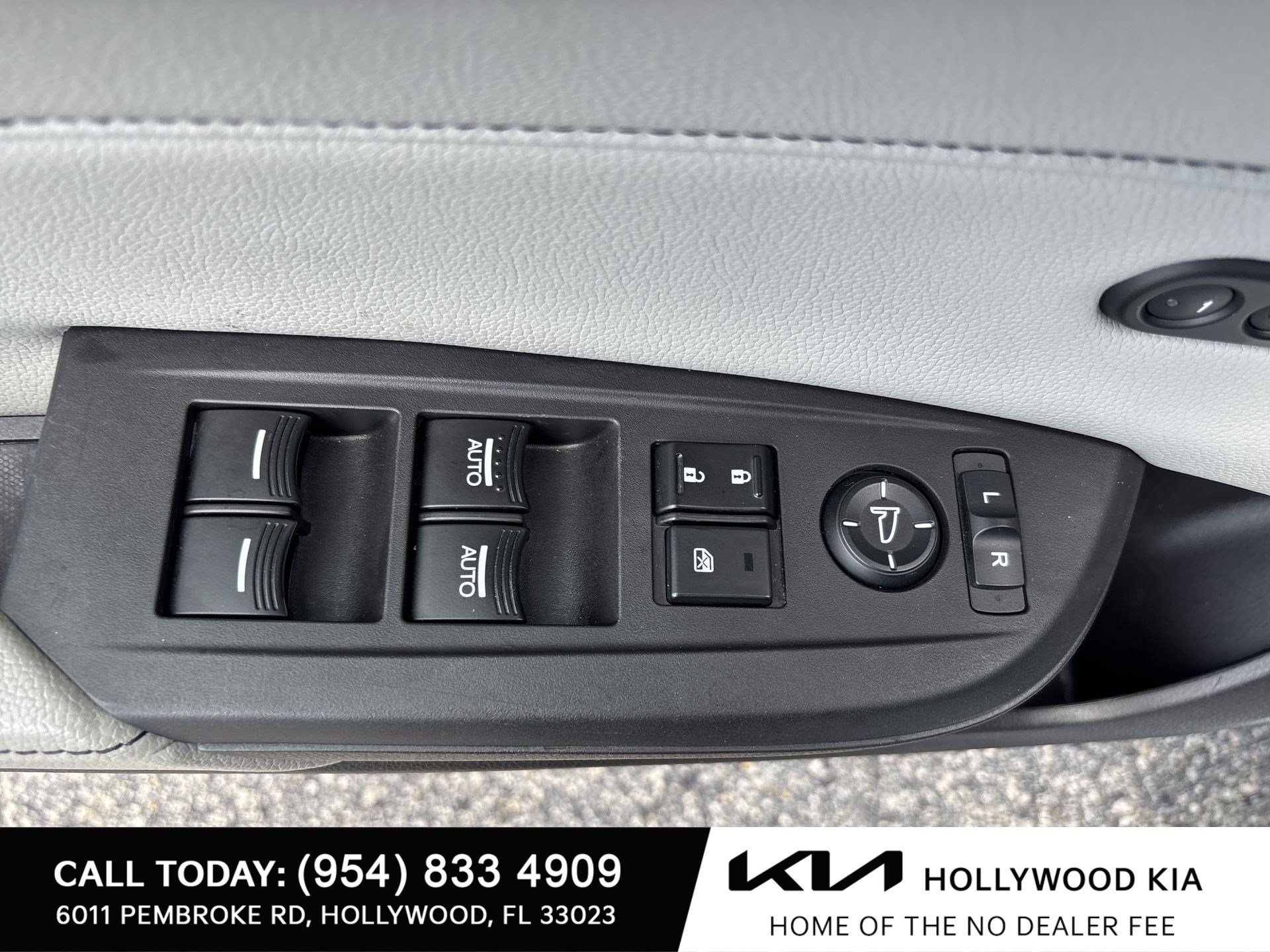 Used 2022 Acura ILX w/ Premium Package FWD image 15