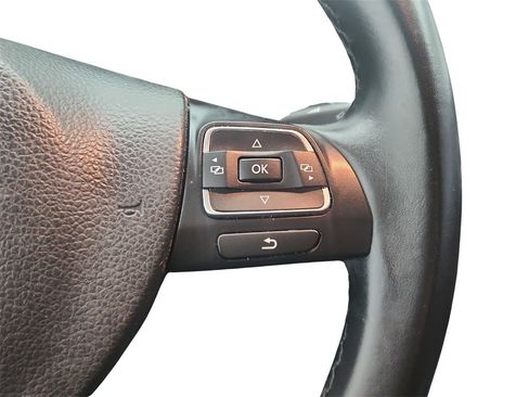 Used 2017 Volkswagen Tiguan Limited w/ Premium Package image 31