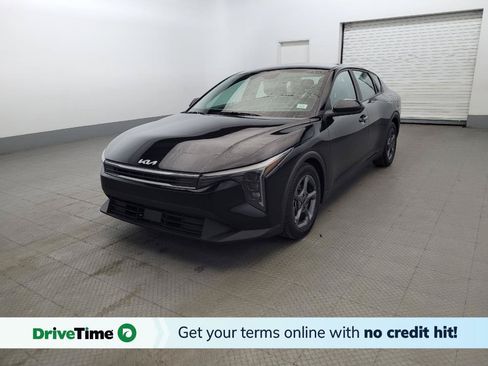 Used 2025 Kia K4 FWD image 1
