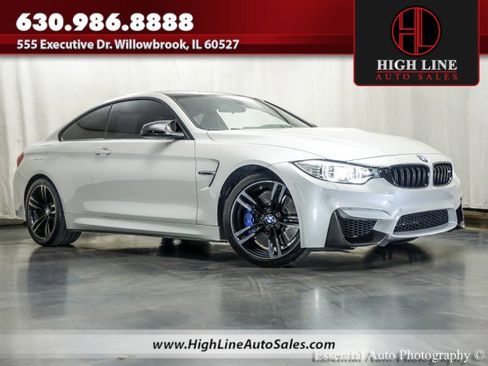 Used 2017 BMW M4 Coupe RWD image 1