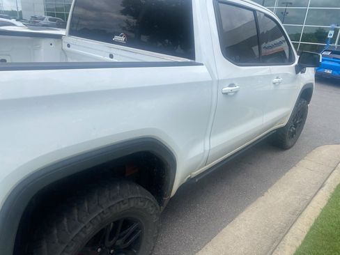 Used 2020 GMC Sierra 1500 Elevation w/ Elevation Value Package AWD/4WD image 5