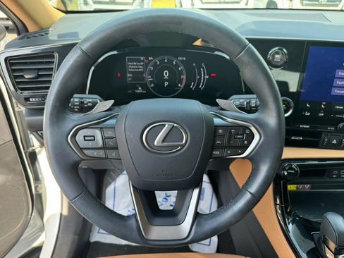 Used 2025 Lexus NX 250 FWD w/ Towing Package (2000 Lbs) image 5