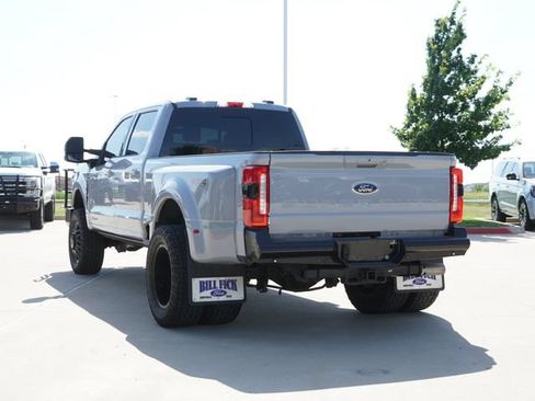 Used 2024 Ford F350 Lariat w/ FX4 Off-Road Package AWD/4WD image 7