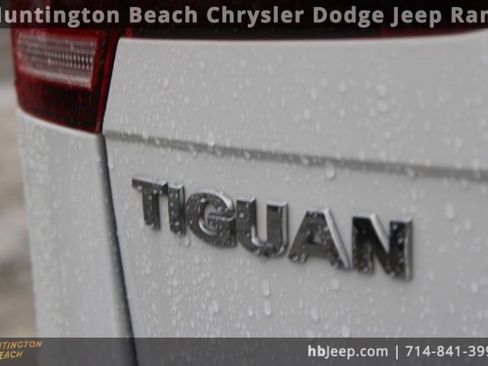 Used 2021 Volkswagen Tiguan S image 6