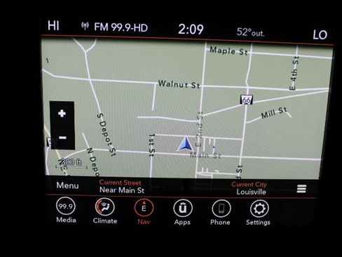 Used 2023 Jeep Renegade Latitude image 3