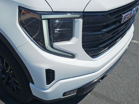 Used 2025 GMC Sierra 1500 Elevation AWD/4WD image 34