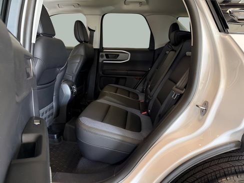 Certified 2025 Ford Bronco Sport Outer Banks w/ Outer Banks Tech Package+ AWD/4WD image 10