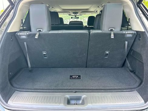 Certified 2026 INFINITI QX60 Luxe w/ Cargo Package FWD image 12