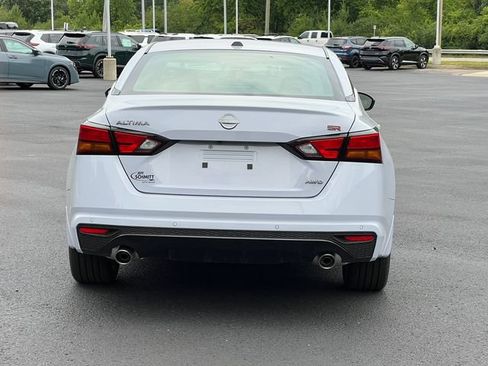 New 2026 Nissan Altima 2.5 SR AWD/4WD image 38
