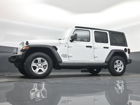 Used 2020 Jeep Wrangler Unlimited Sport S image 45