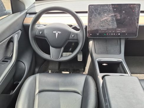 Used 2022 Tesla Model Y Performance AWD/4WD image 14