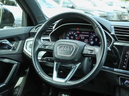Used 2023 Audi Q3 2.0T Premium Plus w/ Premium Plus Package AWD/4WD image 14
