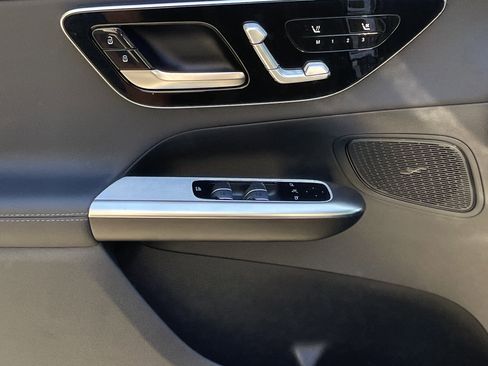 Certified 2025 Mercedes-Benz GLC 300 4MATIC image 19