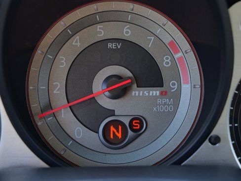 Used 2013 Nissan 370Z NISMO w/ Bose Pkg image 23