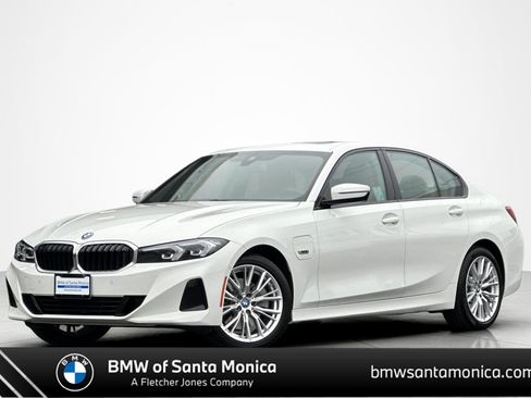 Used 2023 BMW 330e w/ Premium Package RWD image 1