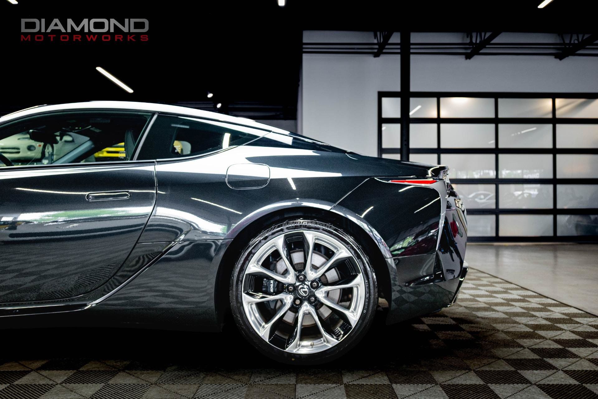 Used 2018 Lexus LC 500 Coupe w/ Sport Package RWD image 12