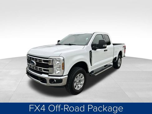 Used 2024 Ford F250 XLT w/ 360-Degree Camera Package image 11