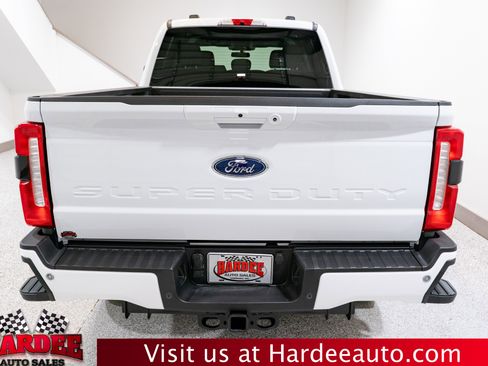 Used 2026 Ford F250 XLT w/ XLT Premium Package AWD/4WD image 4