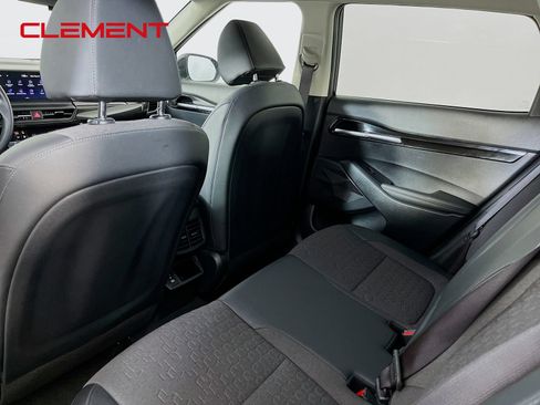 Used 2025 Kia Seltos S FWD image 32