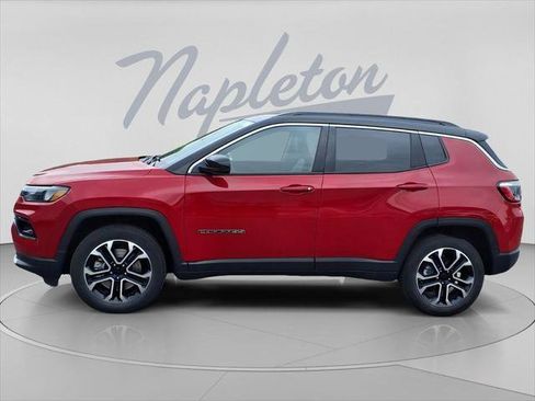 Certified 2023 Jeep Compass Limited AWD/4WD image 4