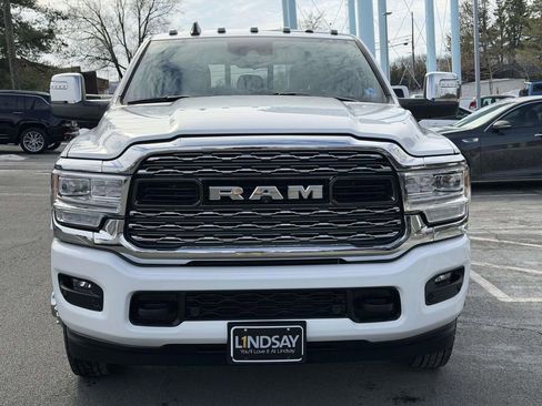 Used 2024 RAM 3500 Limited image 6